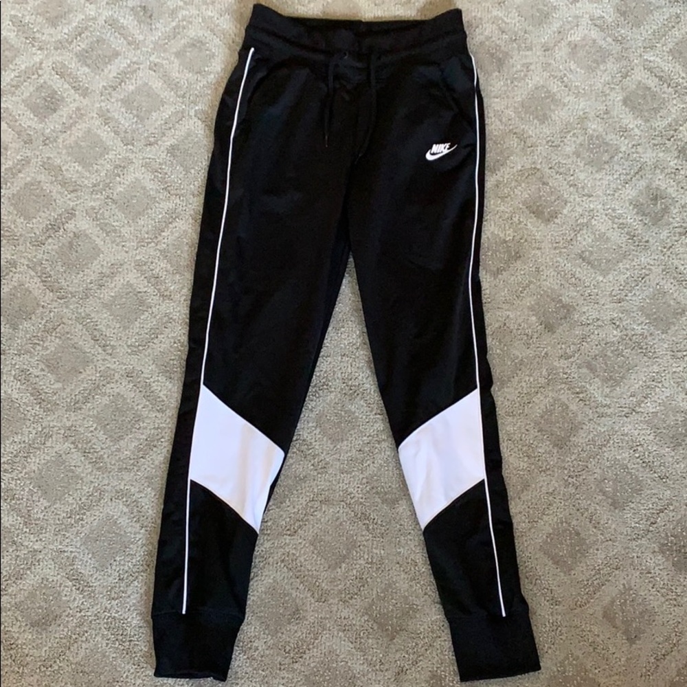Nike Women’s Joggers